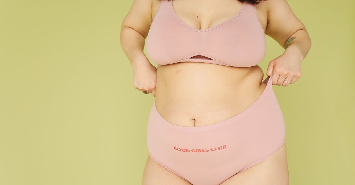 découvrez les dernières tendances en lingerie pour sublimer votre intimité. explorez des formats variés, des couleurs tendance et des styles qui allient confort et élégance pour chaque occasion.