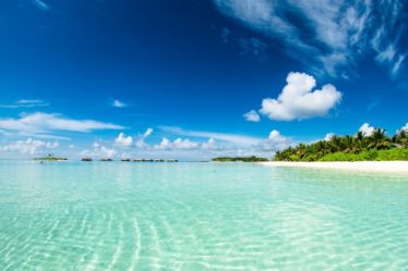 découvrez un véritable paradis sur terre, où la beauté naturelle et la sérénité s'unissent pour créer une expérience inoubliable. évadez-vous dans un monde de splendide paysages, de cultures riches et d'aventures fascinantes.