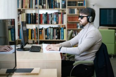 découvrez notre guide business complet pour entrepreneurs et professionnels. astuces, conseils pratiques et ressources pour réussir et développer votre entreprise.