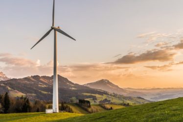 découvrez comment améliorer l'efficacité énergétique de votre maison ou entreprise grâce à des conseils pratiques, des solutions innovantes et les dernières tendances en matière d'économie d'énergie.